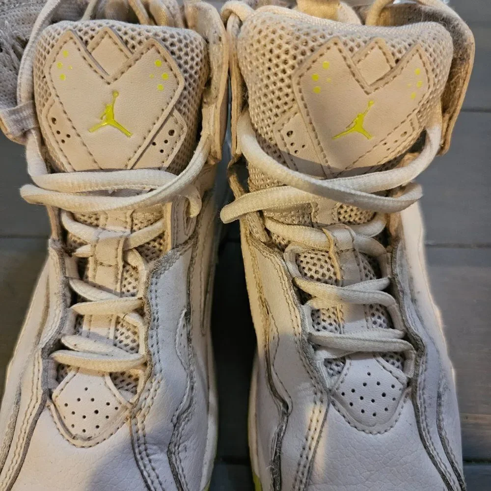 Jordan true flight